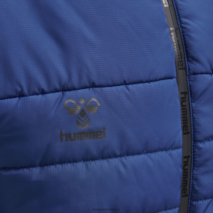 se Hummel män hmlnorth quiltad huvajacka LL40V1177 \"quiltad jacka\"