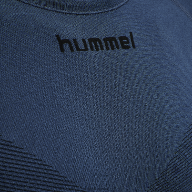 se Hummel män första sömlösa tröja l/s LL40V1253 \"Kläder\"