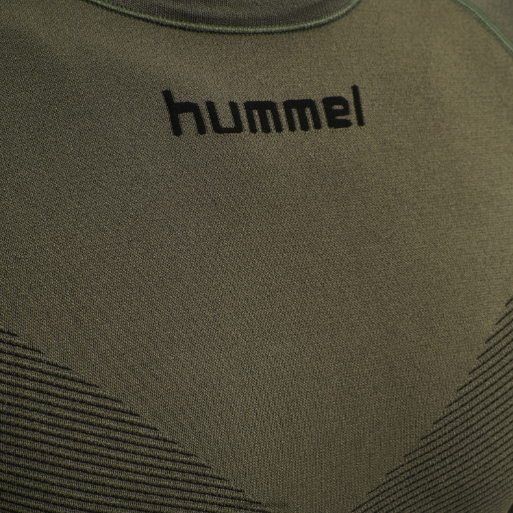 se Hummel män första sömlösa tröja l/s LL40V1634 \"Kläder\"
