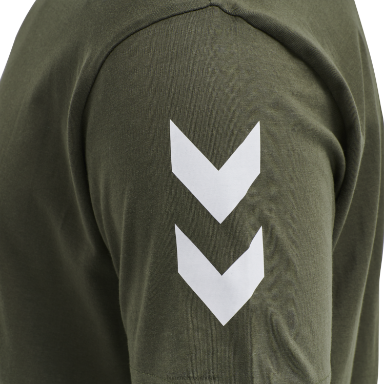 se Hummel män hmlgo bomull t-shirt s/s LL40V1440 \"bomulls t-shirt med chevrons\"
