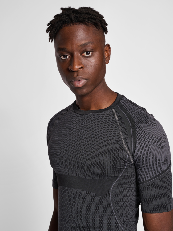 se Hummel män hmlmt olli sömlös tight t-shirt LL40V433 \"sömlös t-shirt\"