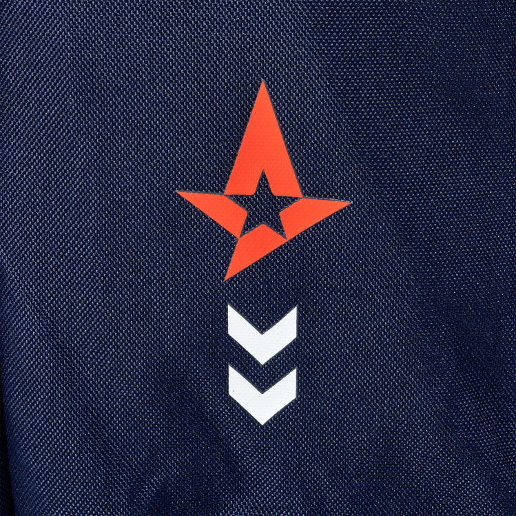 se Hummel barn astralis 21/22 urban ryggsäck LL40V1994 \"astralis ryggsäck\"