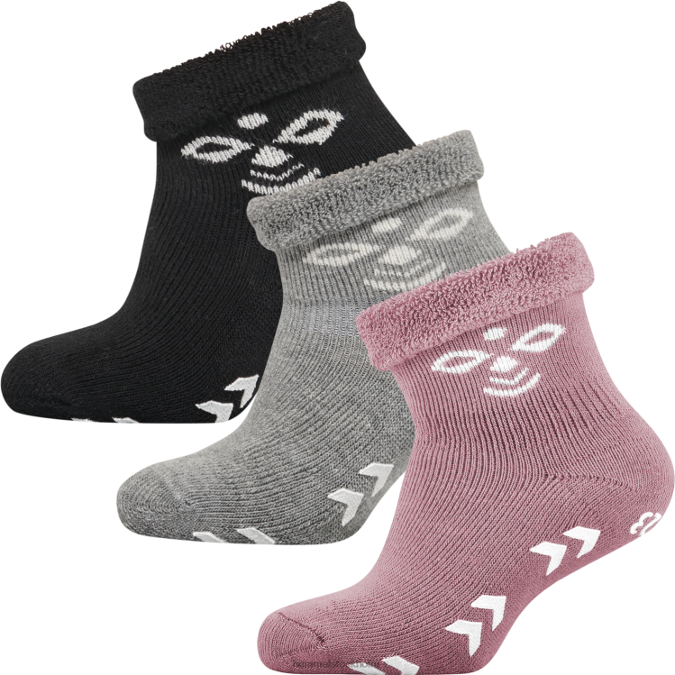 se Hummel barn snubbiesockor 3 pk LL40V4167 "3-pack mjuka och sköna strumpor"
