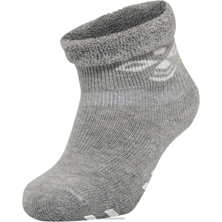 se Hummel bebis snubbiesockor 3 pk LL40V4200 \"3-pack mjuka och sköna strumpor\"