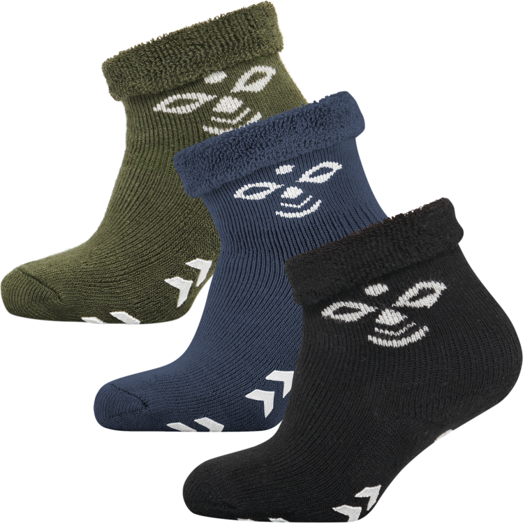 se Hummel bebis snubbiesockor 3 pk LL40V4325 "3-pack mjuka och sköna strumpor"