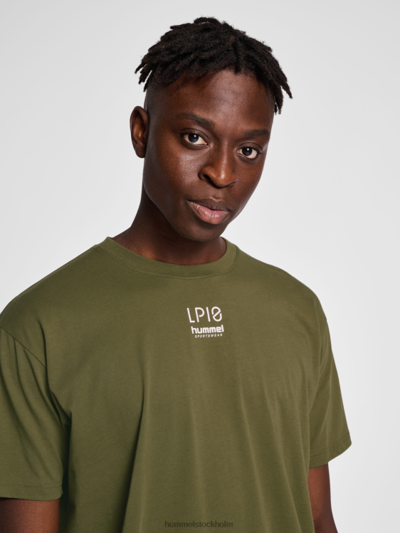 se Hummel unisex- hmllp10 boxig t-shirt LL40V197 \"t-shirt med lp10-logotyp\"
