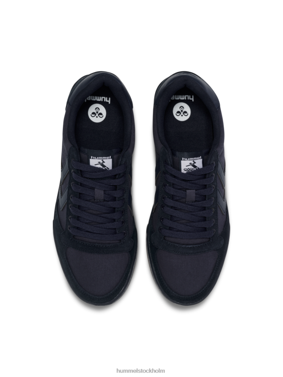 se Hummel unisex- smalare stadil tonal låg LL40V1904 \"skor\"