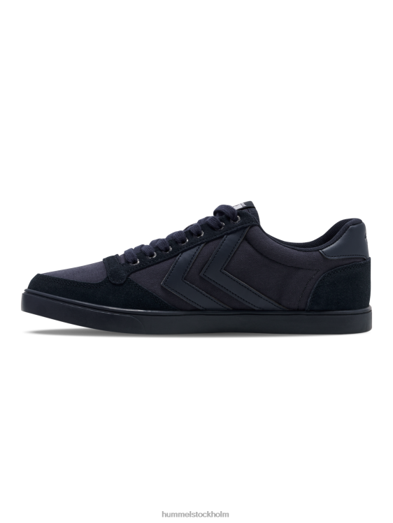 se Hummel unisex- smalare stadil tonal låg LL40V1904 \"skor\"